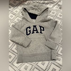 Gap hoodie size 3 toddler